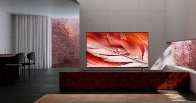 Vista de un televisor Bravia XR X90J en un salón.