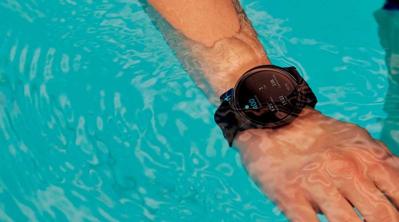 Reloj OnePlus Watch Cobalt Limited Edition.